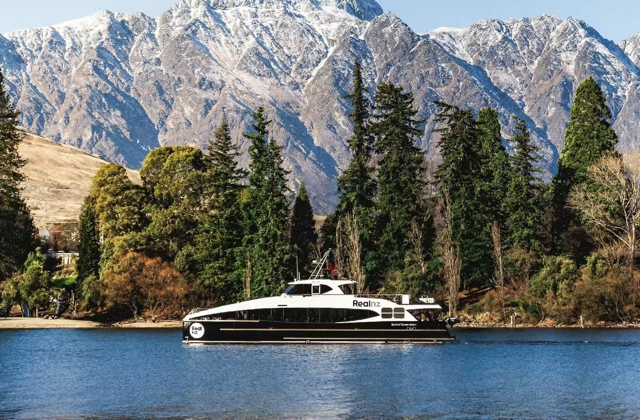 ニュージーランド・クイーンズタウン:スピリット号遊覧船で湖上クルーズ|オプションでウォルター・ピーク・ハイカントリー・ファーム体験