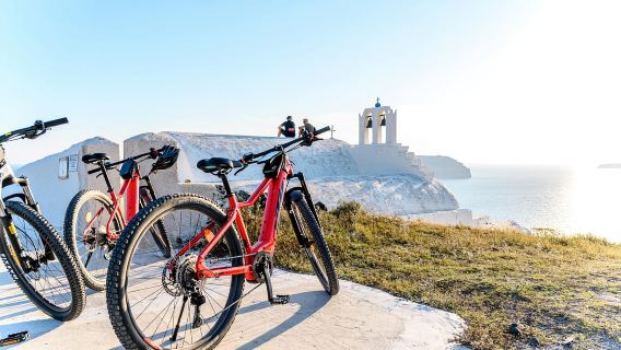 Begeleide e-bike tours in Santorini