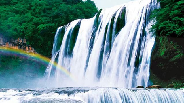 ทัวร์ 1 วัน น้ำตกหวงกั่วซู่แบบไปเช้าเย็นกลับ [บัตร VIP โดยไม่ต้องต่อแถว + บริการรับส่งถึงหน้าประตู + ทัวร์กลุ่มส่วนตัว]