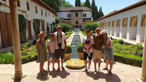 Alhambra: tour privato per famiglie