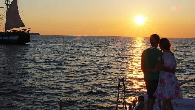 Luxury sunset catamaran cruise in Santorini with BBQ and drinks