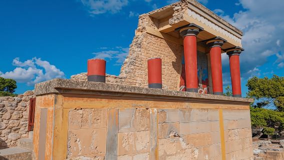 Private guided tour of Crete with Knossos Palace and Lassithi Plateau
