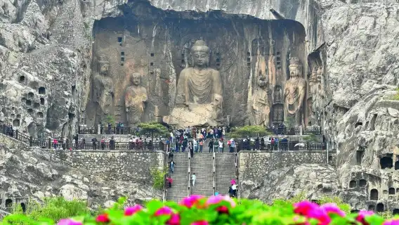 嵩山少林寺+龍門石窟一日遊【好評9千+|獲Trip.com服務標竿獎】