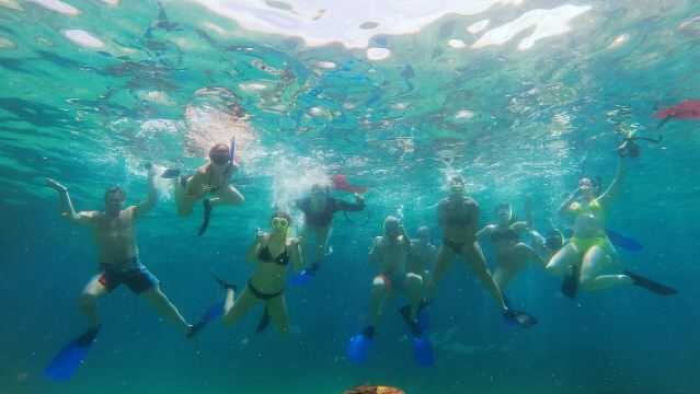 Lands End Luxury Sail and Snorkel Cruise in Cabo San Lucas