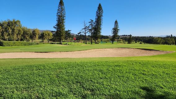 Giornata di golf a Città del Capo e degustazione di vini presso la tenuta vinicola Ernie Els
