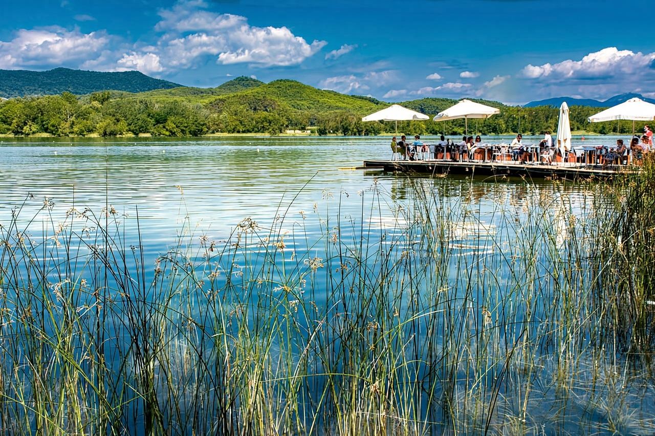 Banyoles: ทัวร์ประวัติศาสตร์พร้อมชิมทาปาส