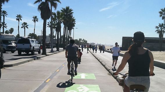 LA: Santa Monica & Pengembaraan Basikal Pantai Venice