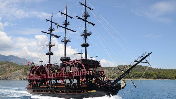 Tur Perahu Bajak Laut Kemer dari Antalya/Belek / Kemer