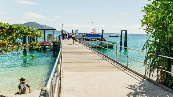 Cairns: Halbtagestour nach Fitzroy Island mit optionalen Extras