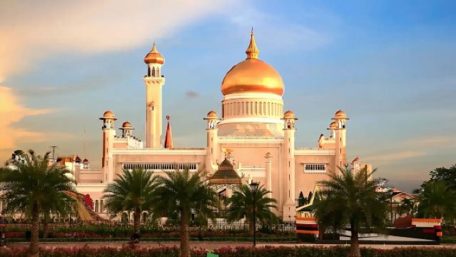 汶萊達魯薩蘭國：努洛伊曼皇宮+蘇丹紀念館+傑米清真寺