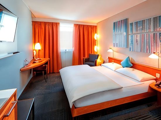 Hotel Metropol Basel Room Type - Economy Double Room