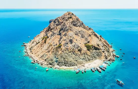 蘇盧阿達乘船遊覽，提供燒烤午餐和安塔利亞接送服務