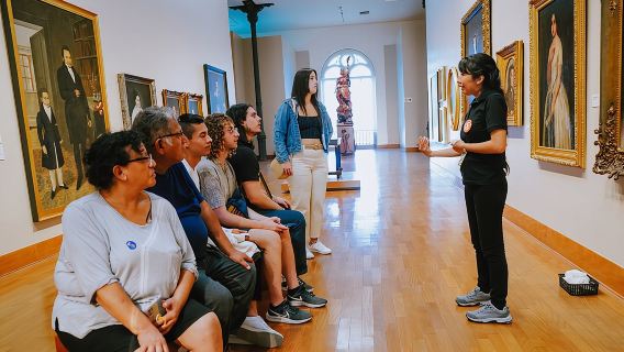 Private Tour with guide in Museo de Arte de Lima - MALI