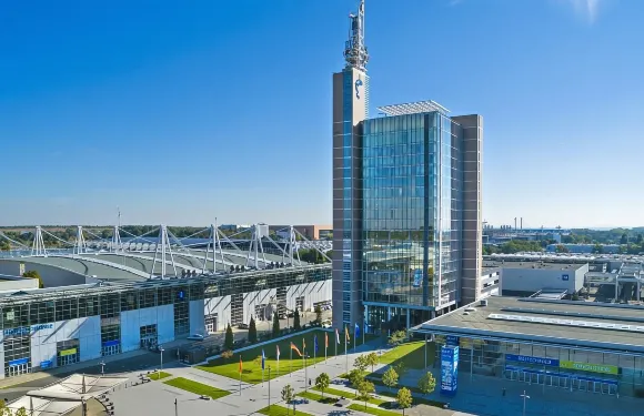 德國+海恩豪森王室花園+漢諾威老城區+漢諾威展覽中心一日遊