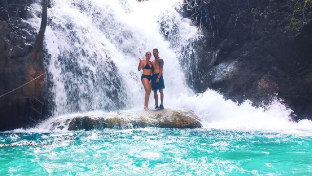 Reis naar de Copalitilla Magische Watervallen vanaf Huatulco met toegang inbegrepen