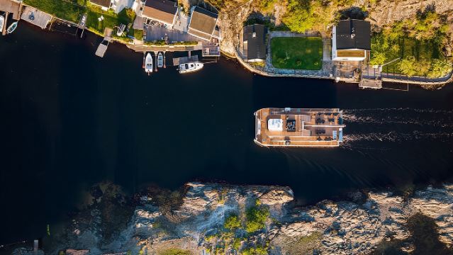 Guided Sightseeing Cruise on Oslofjord by Premium Silent Boat