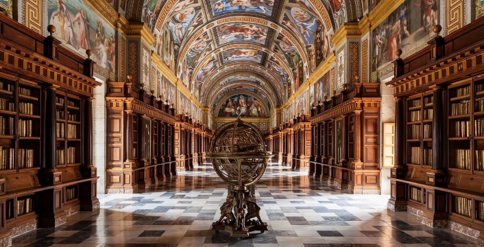 Dari Madrid: Trip El Escorial, Valle de los Caídos & Segovia