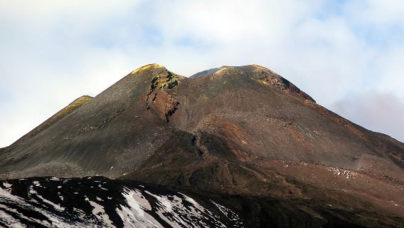 Từ Catania: Chuyến tham quan Etna đến chân miệng núi lửa