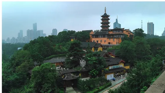 Китай, Нанкин + Нанкинская стена + индивидуальный трансфер с подачей автомобиля (доступна услуга на английском языке)