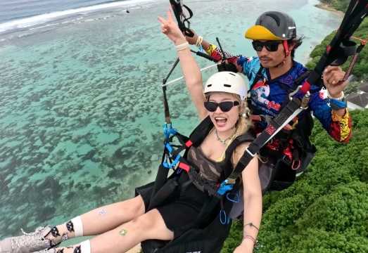 Bali paragliding day trip / ULU / Alam / Timbis optional