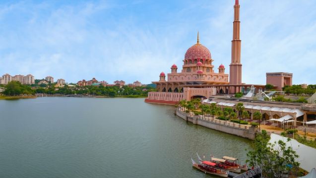 クアラルンプール発｜ピンク/ブルーモスク＋バツ―洞窟 +イスラム美術館｜日本語ガイド付 き【貸切プラン】