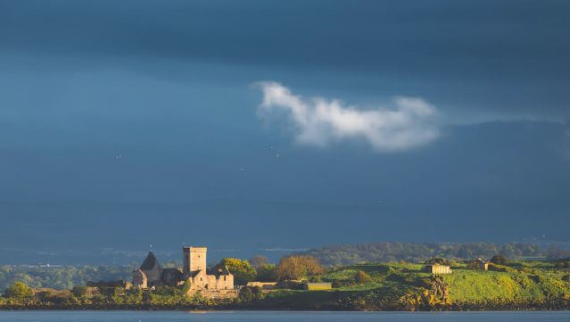 포스의 메이드: 인치콜름섬(Inchcolm Island) 관광 크루즈