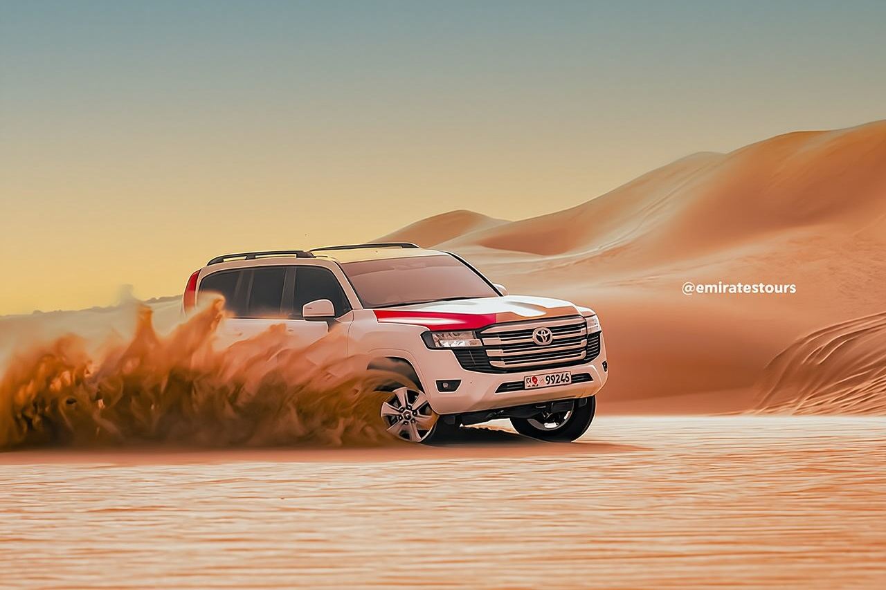 Abendliche Wüstensafari in Abu Dhabi: BBQ, Kamelritt, Unterhaltung