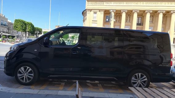 Malta: Private Tour with Video Guides & Driver (6 Hours)
