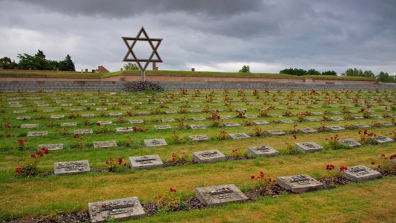 Private Half-Day Tour From Prague To Terezín Concentration Camp