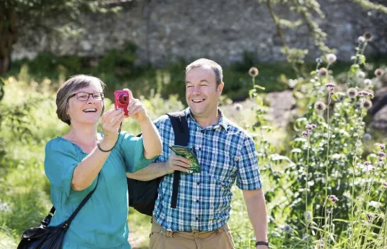 布拉尼城堡、卡瑟爾巖和科克城一日遊|都柏林出發｜含門票