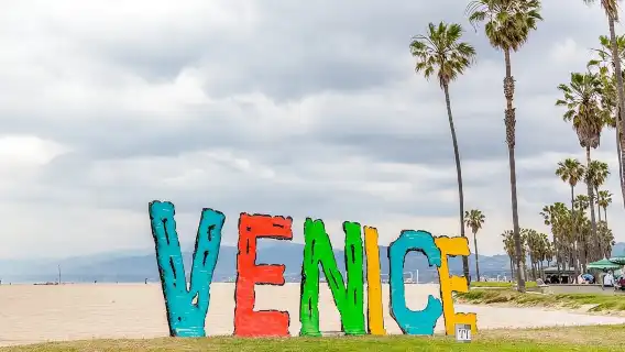 Shared 8-Hour Los Angeles City Sightseeing Tour from Long Beach