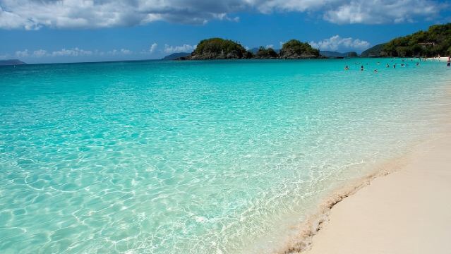 Tour privado de cuatro horas histórico/playero con Star Fish Tours & Taxi