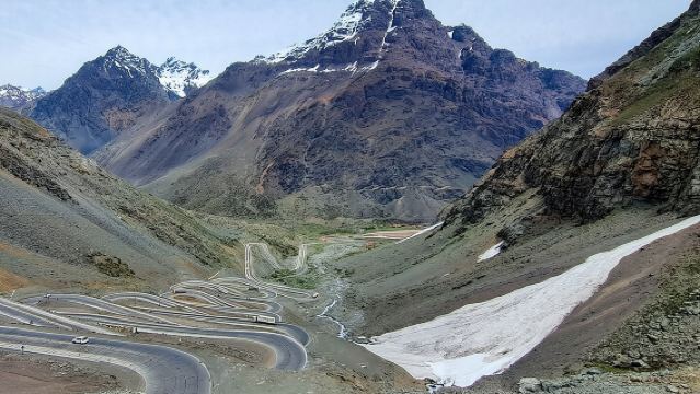 Laguna Inca en la Cordillera de los Andes - Visita a una bodega local con cata incl.