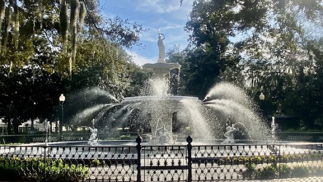 Savannah's Historical District: A Self-Guided Audio Tour