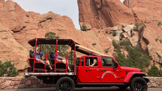 Sightseeing Jeep Tour in Garden of the Gods
