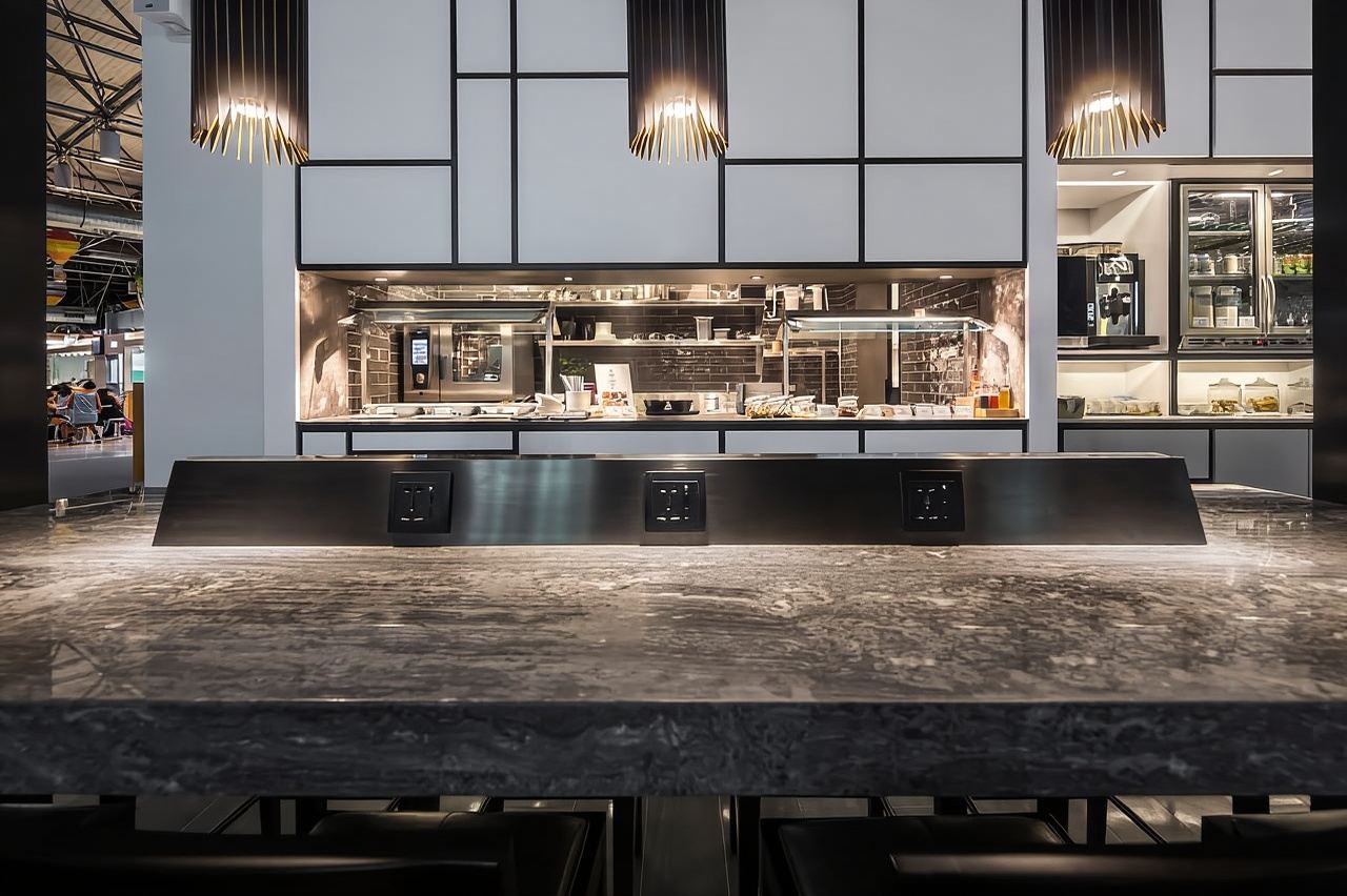 TPE Taiwan Taoyuan Airport: Premium Lounge Entry