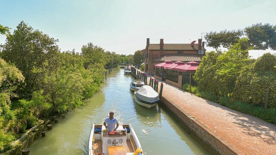 Tour du thuyền riêng đến Murano, Burano với hướng dẫn viên địa phương
