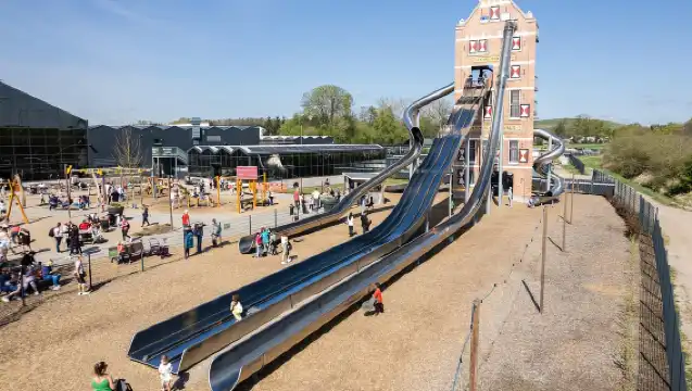 Berlin: Holland-Park day ticket