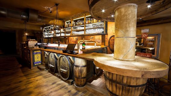 捷克磨坊溫泉長廊+戴安娜觀景塔+貝赫洛夫卡酒博物館等之旅