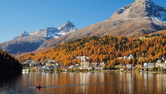 Da Milano alle Alpi Svizzere: Trenino Rosso del Bernina e St. Moritz