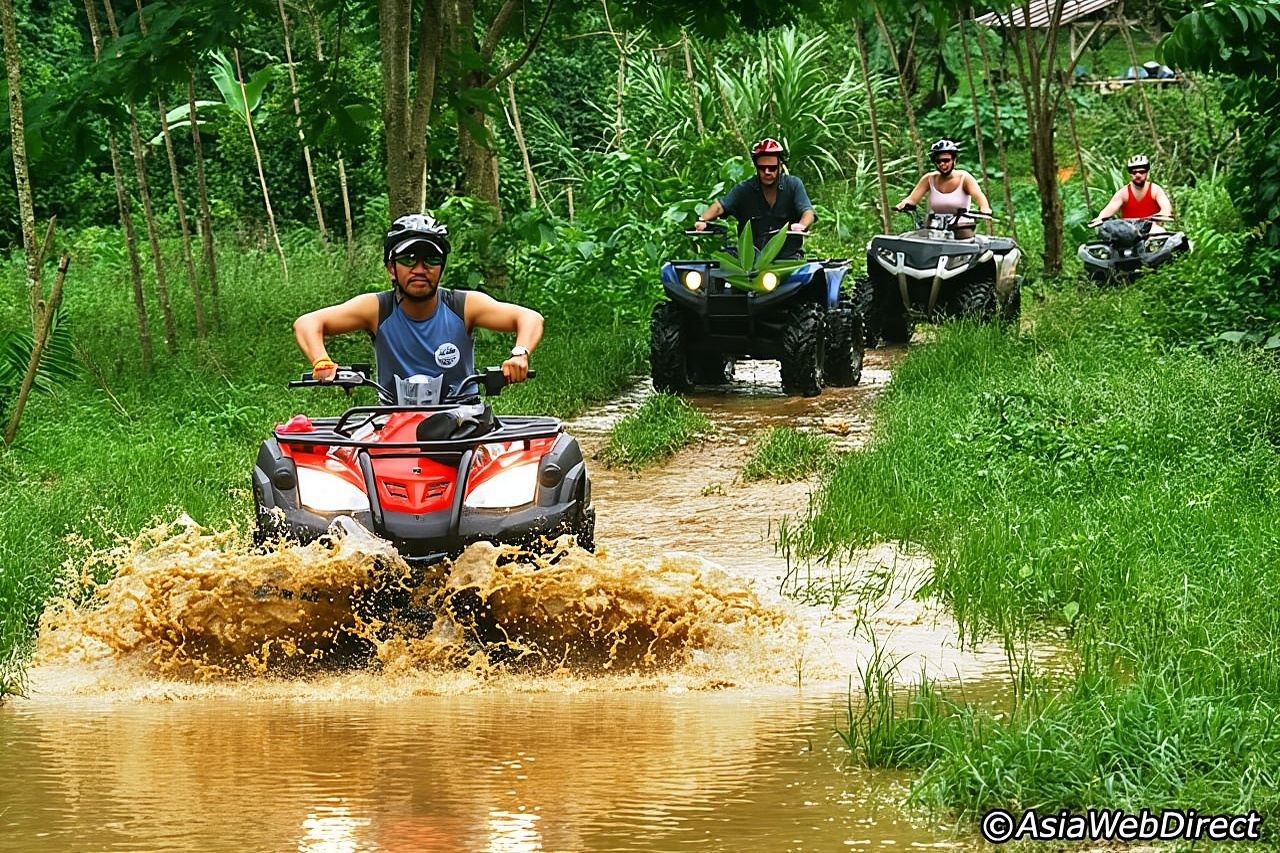 Avventura di mezza giornata in 4x4 ATV, grotta d'acqua e cultura dominicana