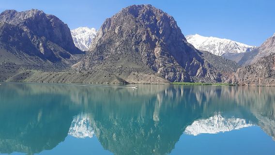 Tour privato di un giorno intero a Iskandarkul