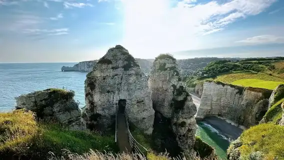 諾曼第登陸：象鼻山＋莫奈花園【12小時包車一日遊】