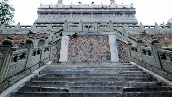 香山公園+恭王府2-7人賞秋私人導覽【上門接送/可選導遊服務】