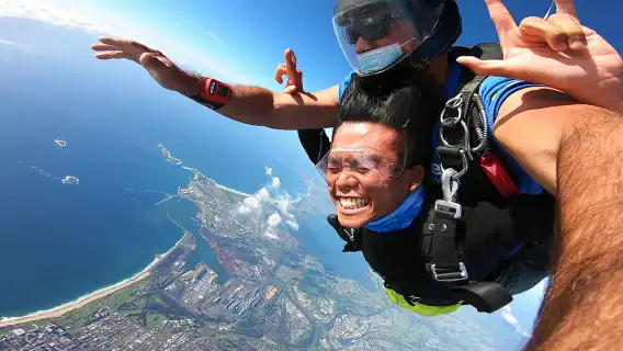 Parachuting in Hunter Valley, Newcastle, Sydney, Australia (regular pick-up and drop-off + photo and video included)