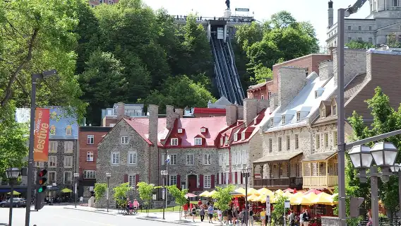 Best of Quebec City: Panoramic Bus Tour with Local Guide