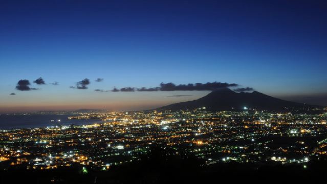 Neapel: Romantisches Abendessen auf der Dachterrasse