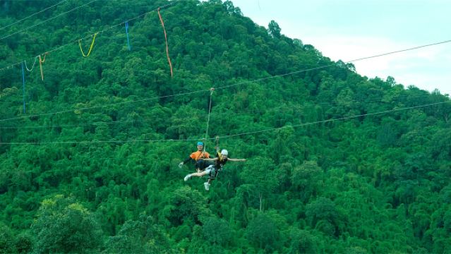 清邁叢林飛躍Skyline Adventure【極限組合-飛躍38站+鞦韆+叢林飛車+自助餐+接駁】
