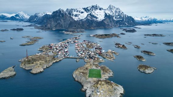 挪威羅弗敦大教堂+雷訥(Reine)【中文專車-舒適純淨】