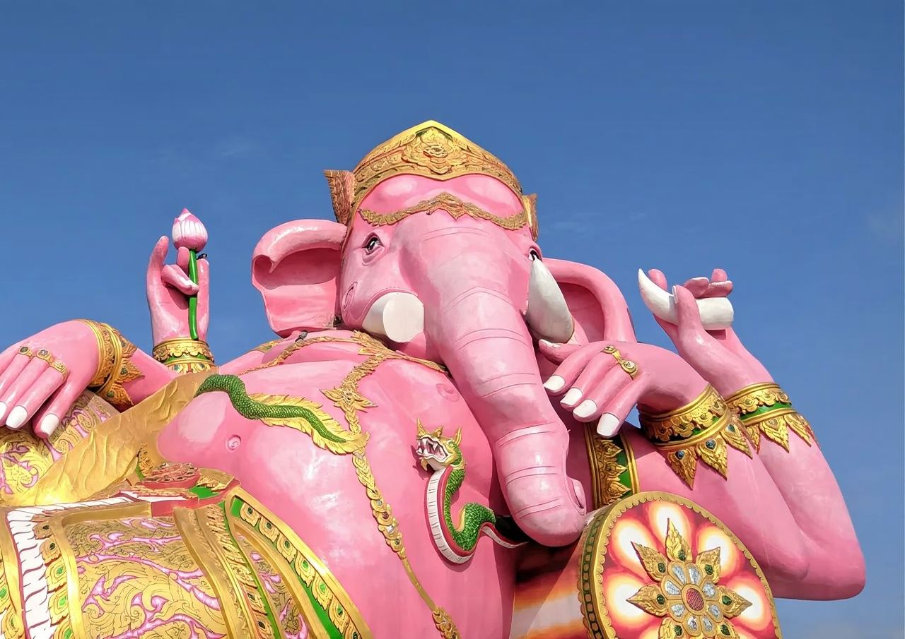 Bangkok Temple Tour: Wat Pratunam & Wat Ganesh in one-day tour